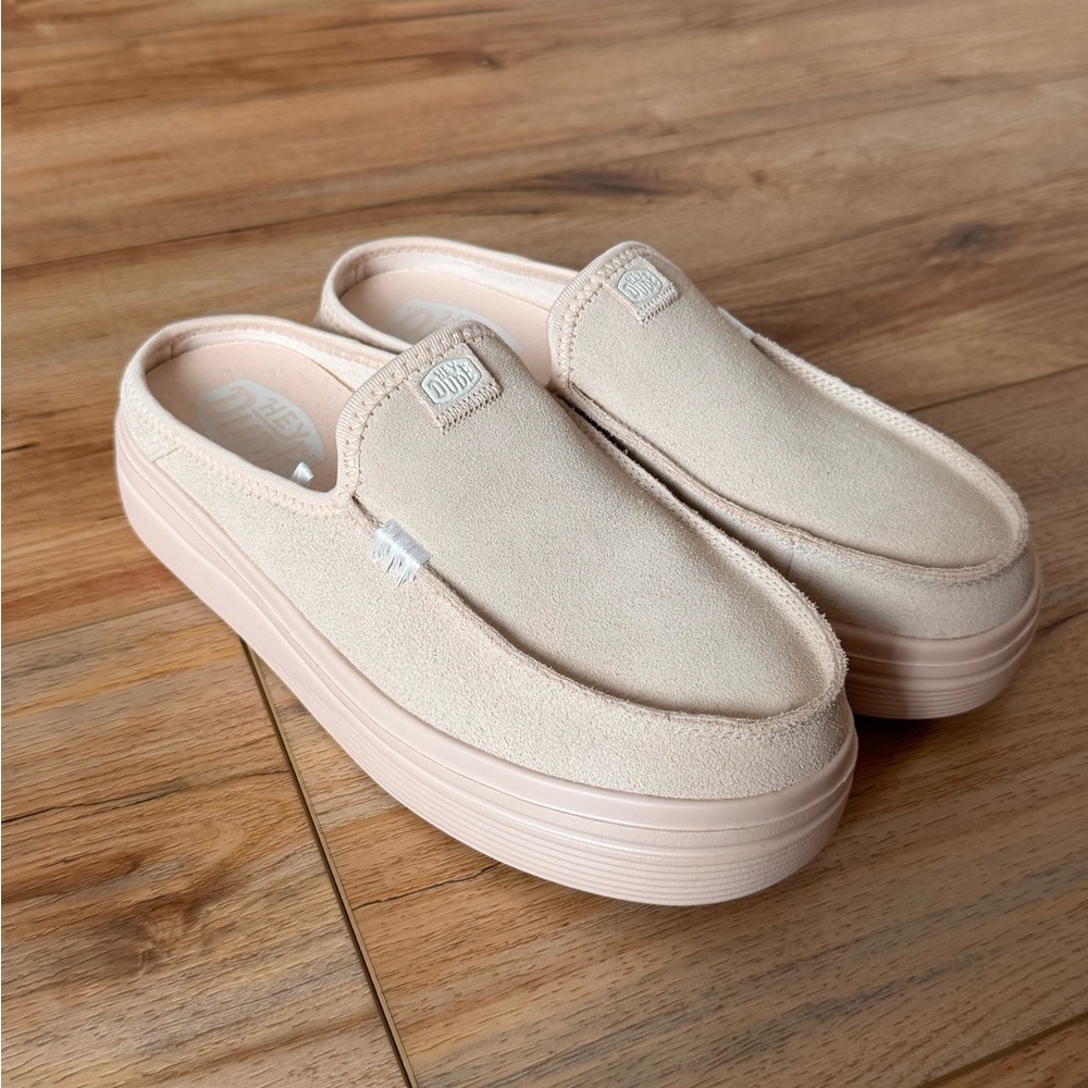 Hey Dude Women's Blush Pink Suede Platform Mules